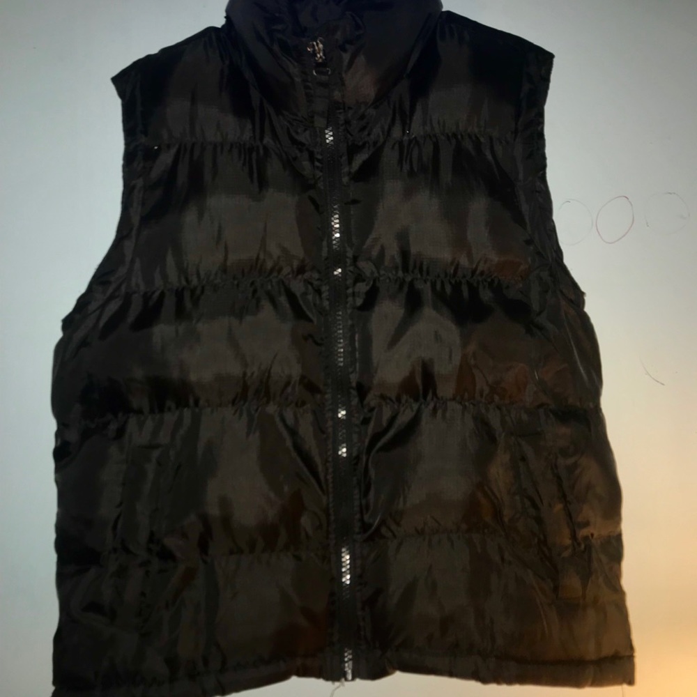 Black Zip Up Vest